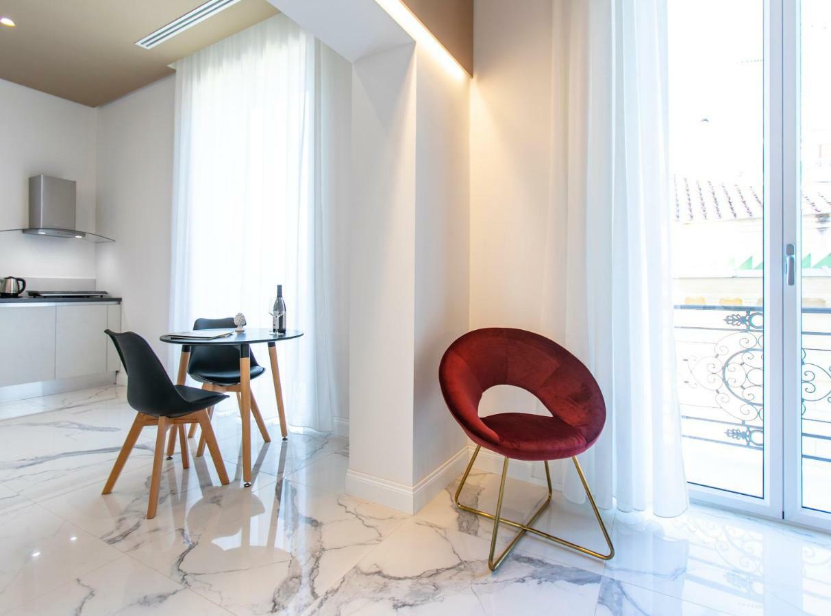 Palazzo Sovrana Serviced Luxury Apartments Palermo Kültér fotó